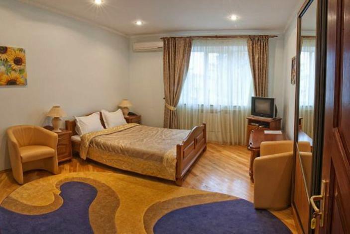 Motel Okolytsya Rivne Esterno foto